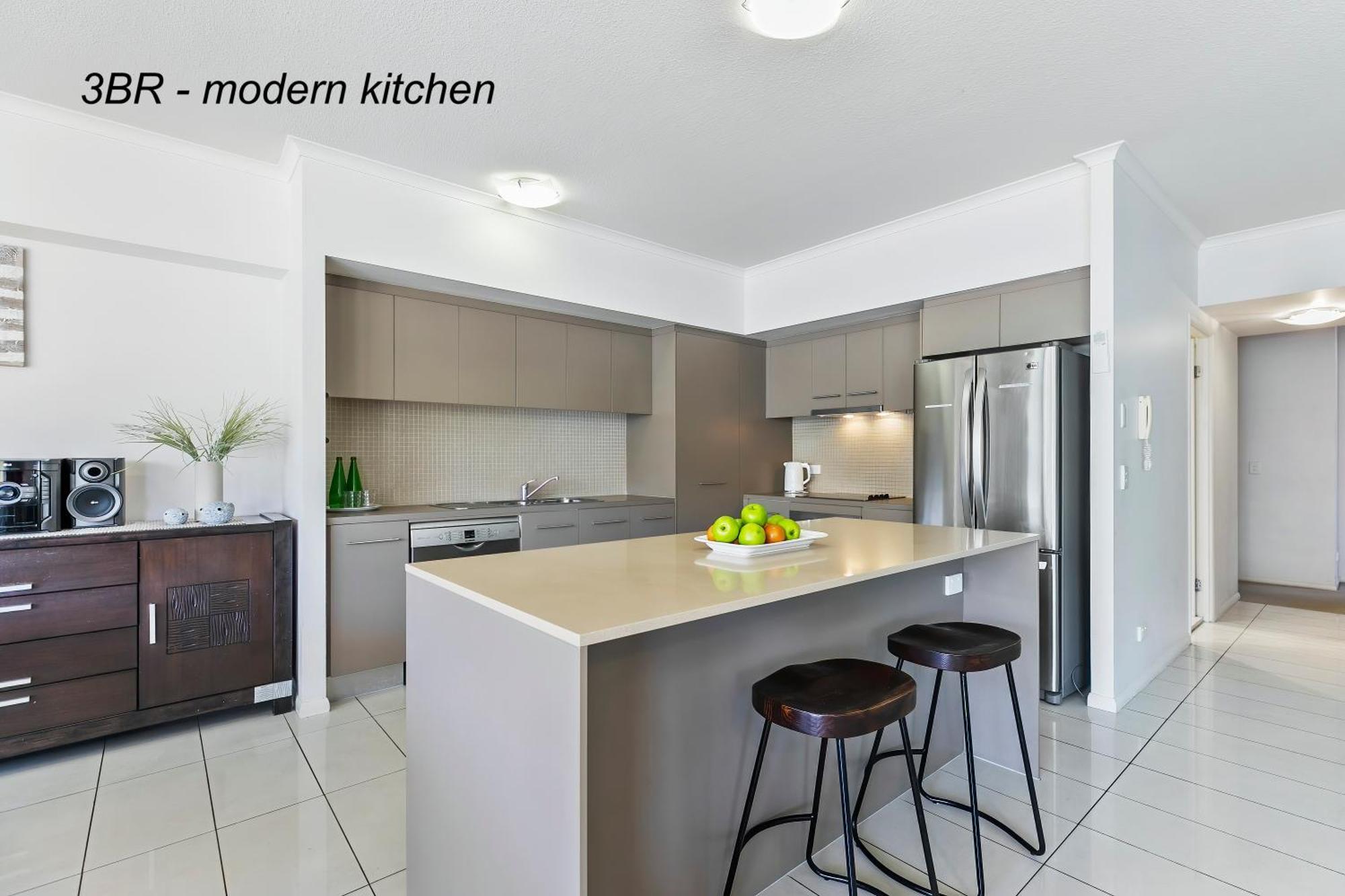 On The Bay Apartments Bongaree Ngoại thất bức ảnh