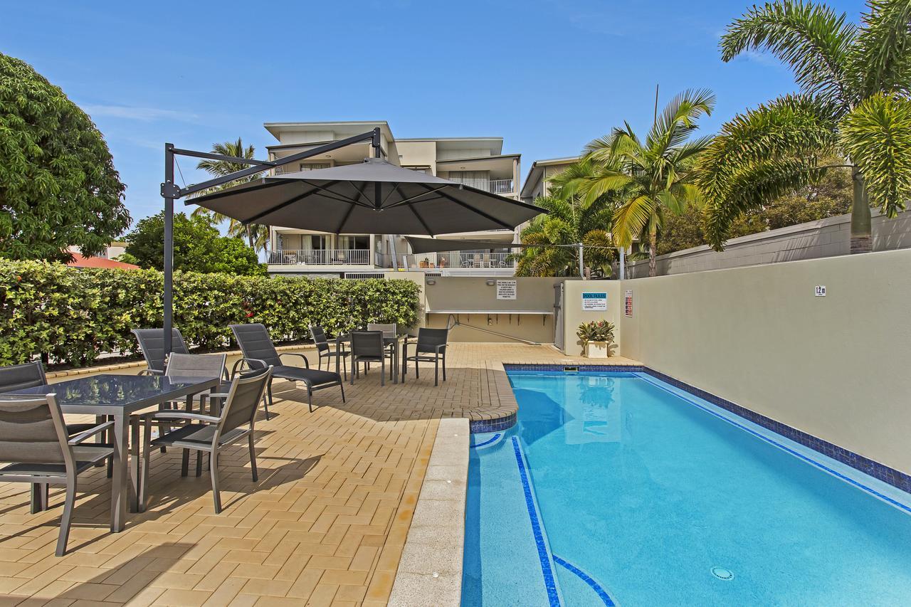 On The Bay Apartments Bongaree Ngoại thất bức ảnh